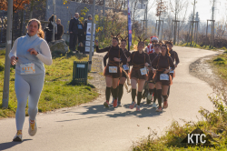 2025-11-30 Winterrung Graz Rentiere - DSC_0886